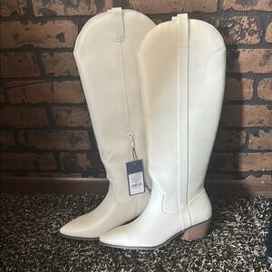 Universal Thread Women's Cream Knee-High Boots